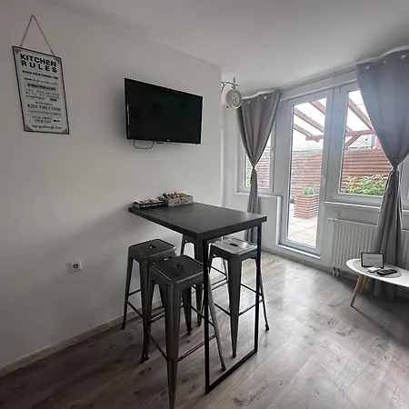 The Pearl Apartment SJJ